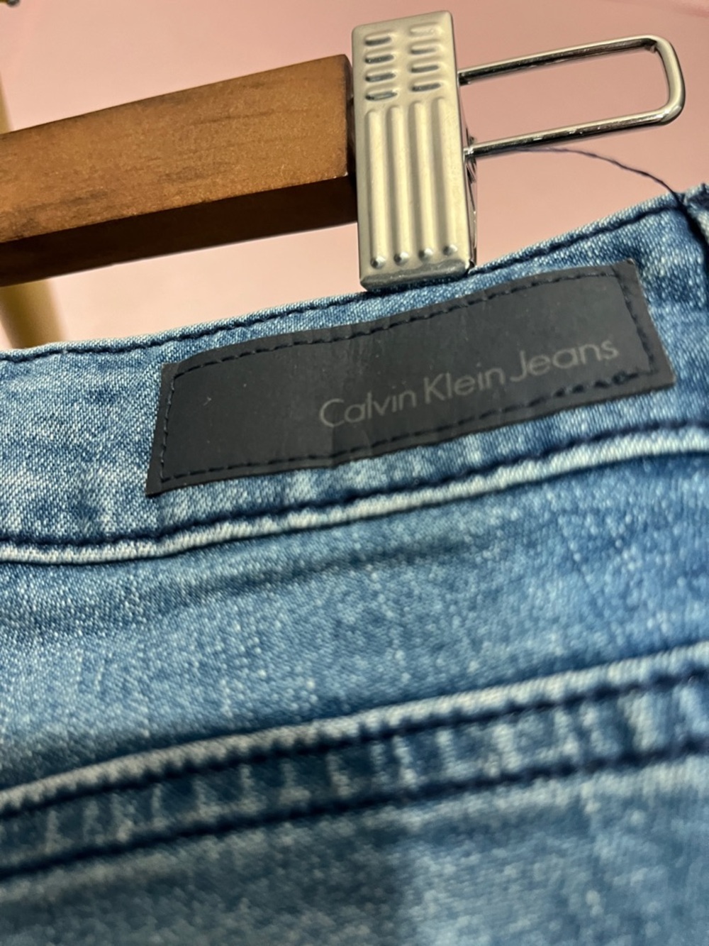 Calvin Klein Jeans Women's Faded Blue Denim Bermuda Shorts - Picture 3 of 6
